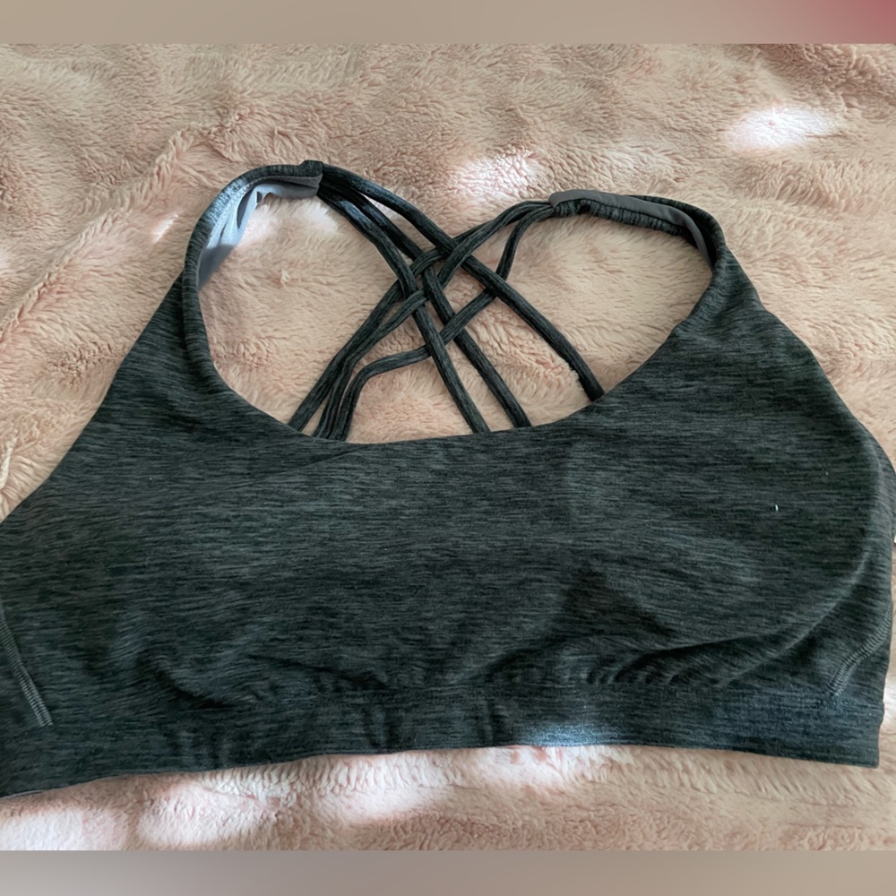 Free to be wild lululemon dupe bra